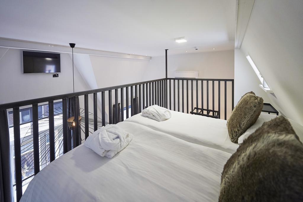 "De Bank" - Hotel Apartments Harlingen Bagian luar foto