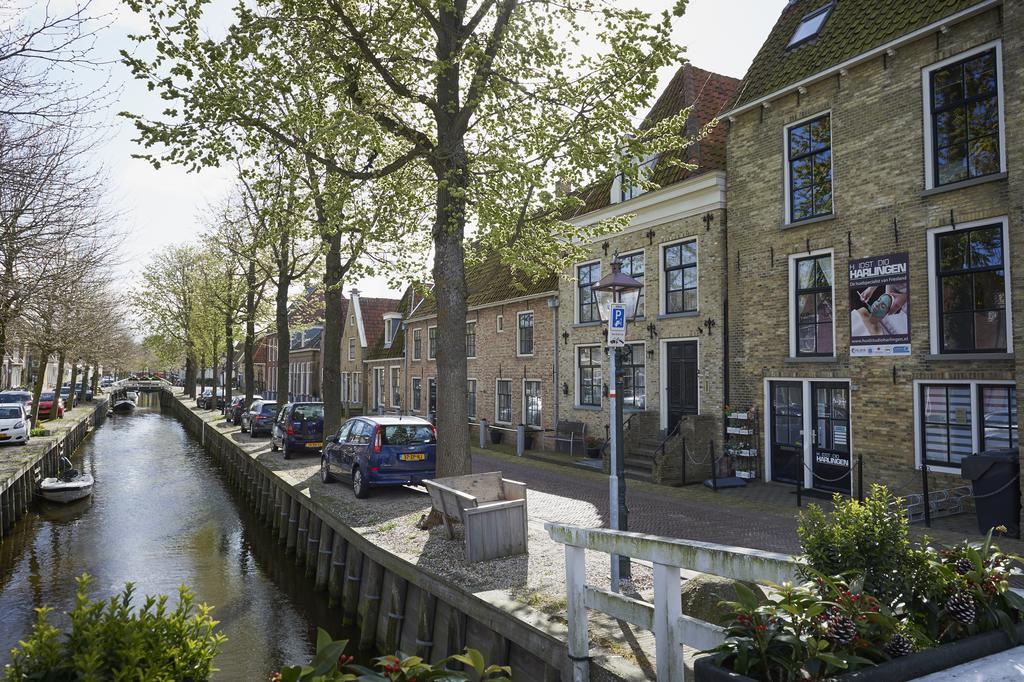 "De Bank" - Hotel Apartments Harlingen Bagian luar foto